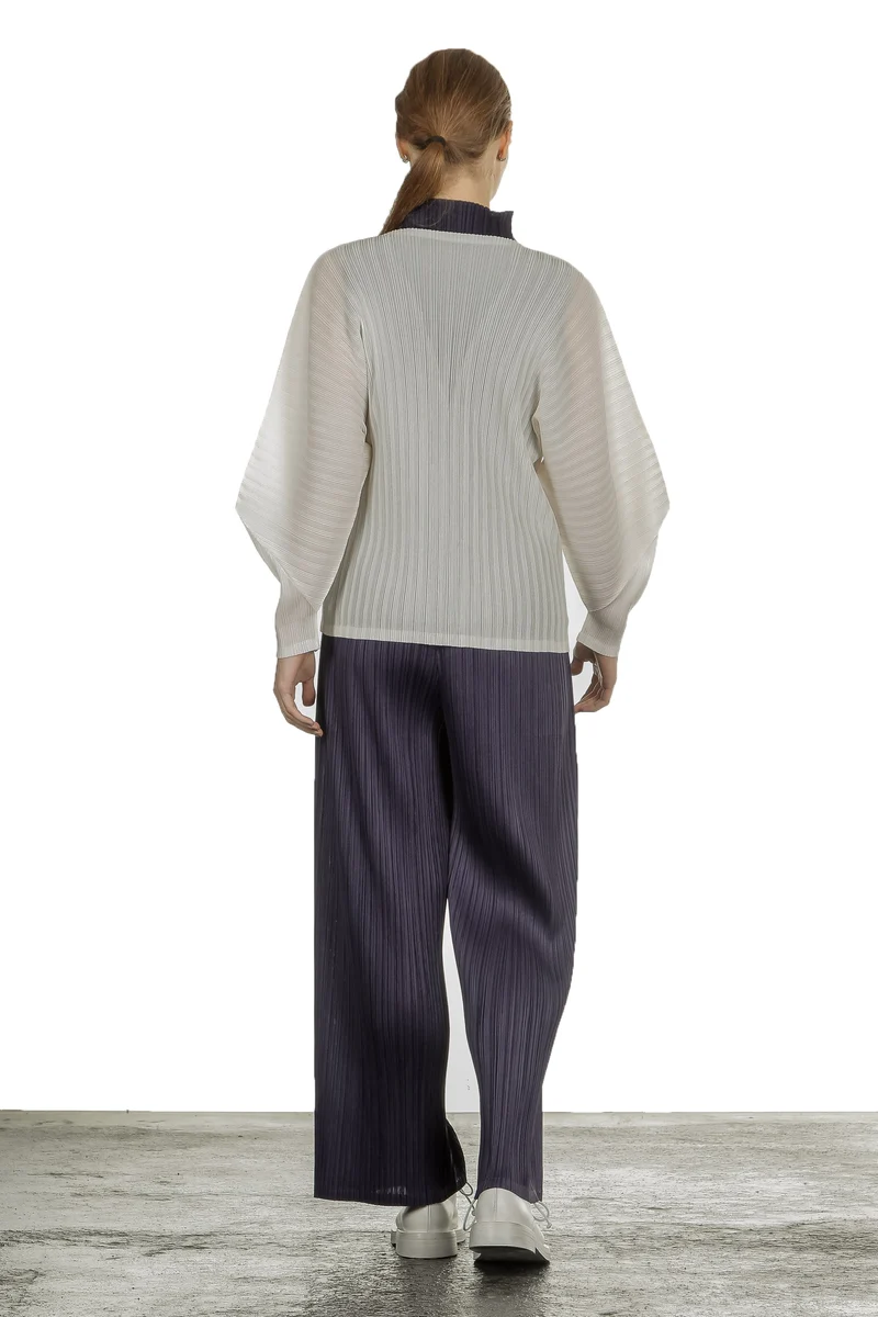 Pleats Please Issey Miyake Plissee Cardigan weiß