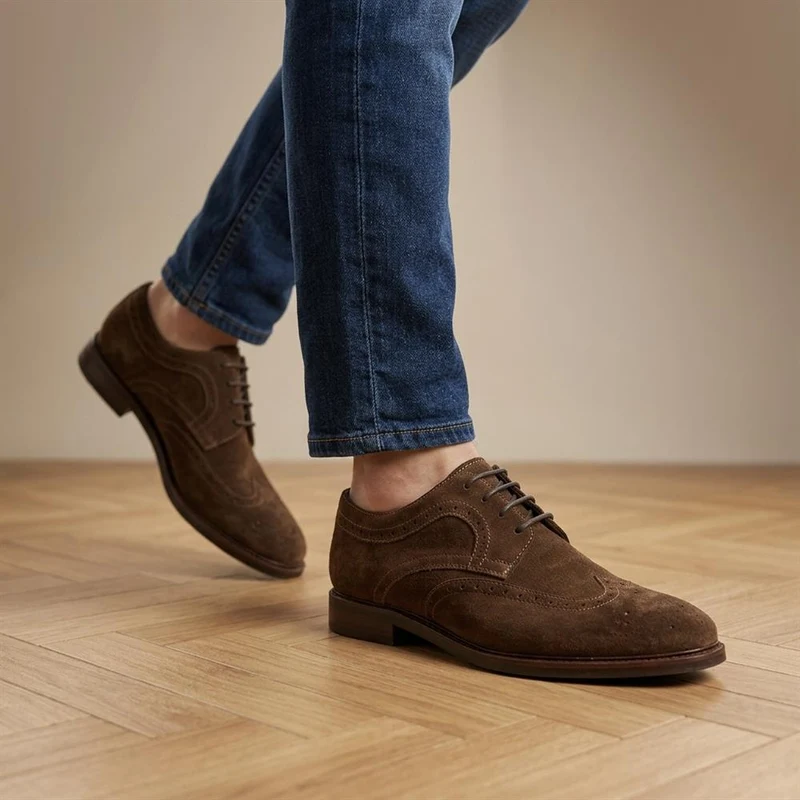 Longwood Wide Fit Leather Brogues - LONGWOODWIDE / 329 987 - Brown Suede
