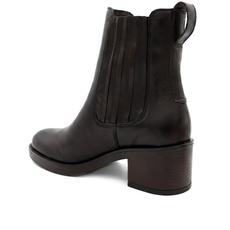 Nevaeh Leather Block Heel Chelsea Boots - NEVAEH / 330 299 - Brown Leather