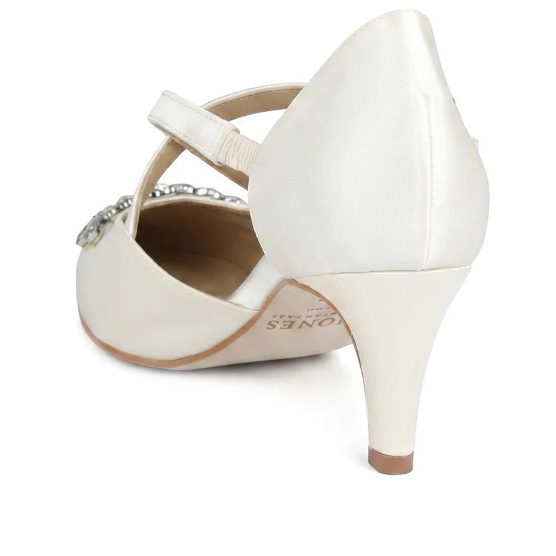 Ysa Leather Stiletto-Heeled Court Shoes - YSA / 327 455 - Ivory Satin