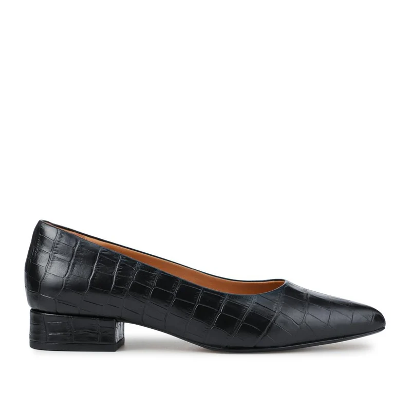 Sunstone Leather Court Shoes - SUNSTONE / 323 599