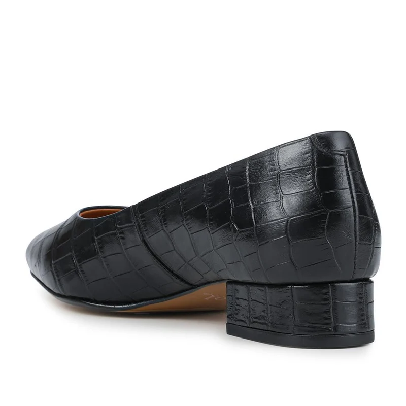 Sunstone Leather Court Shoes - SUNSTONE / 323 599 - Black Croc