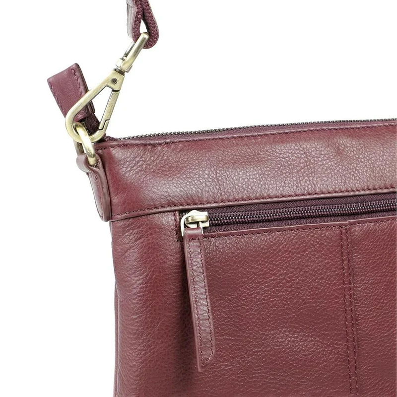 Wynne Leather Crossbody Bag - WYNNE / 329 240 - Burgundy Leather
