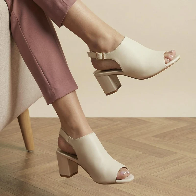 Xandra Smart Leather Slingback Peep Toe Sandals - XANDRA / 329 032 - Off White Nubuck