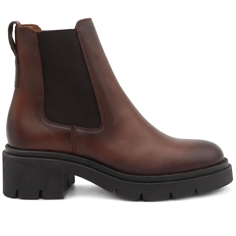 Kaiya Chunky Leather Chelsea Boots - KAIYA / 328 084