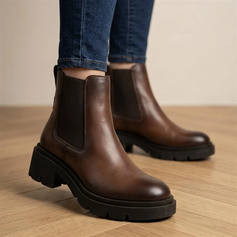 Kaiya Chunky Leather Chelsea Boots - KAIYA / 328 084 - Brown Leather