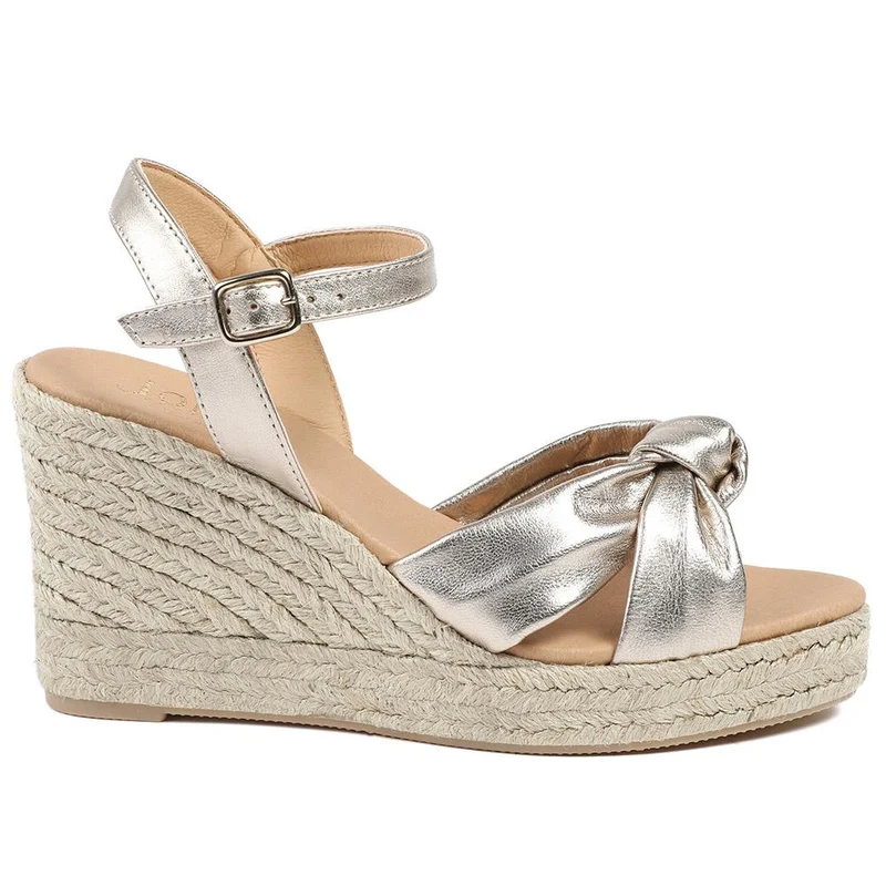 Roxie Buckled Leather Espadrilles - ROXIE / 329 083 - Gold