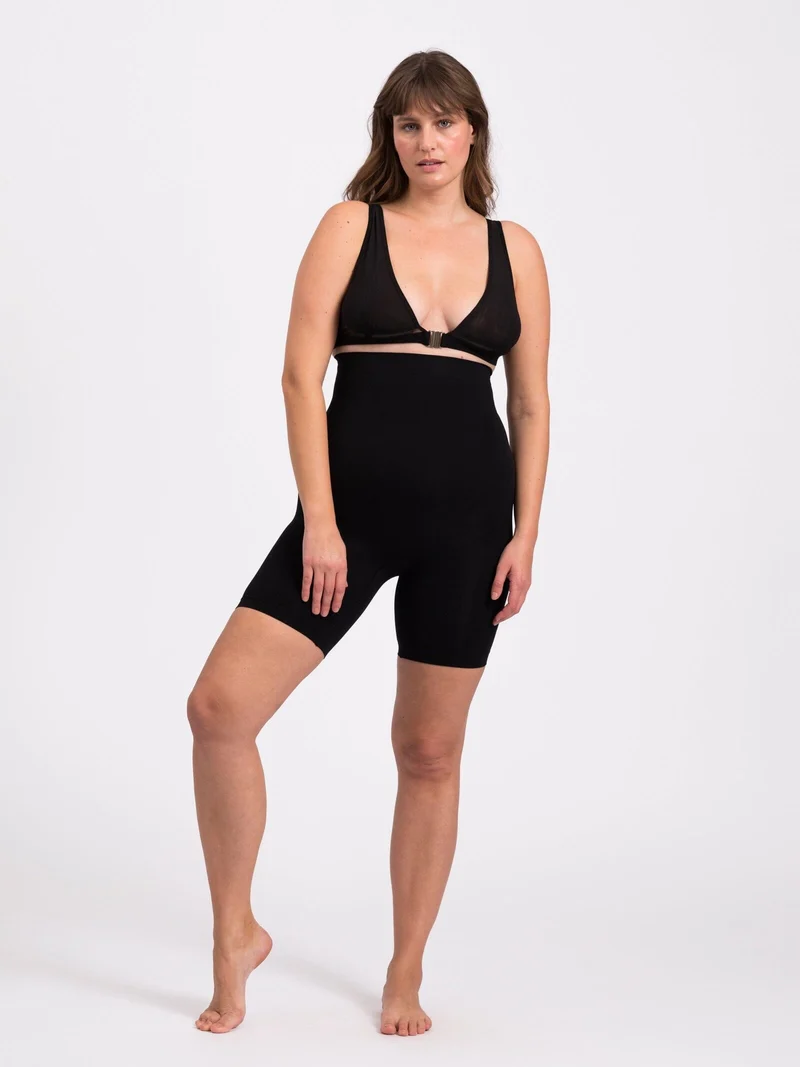 Lykkeland Ateliér - Alturra Highwaist Shaping Shorts - Black