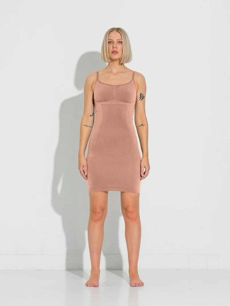 Lykkeland Ateliér - Second Skin Slip Dress - Tan