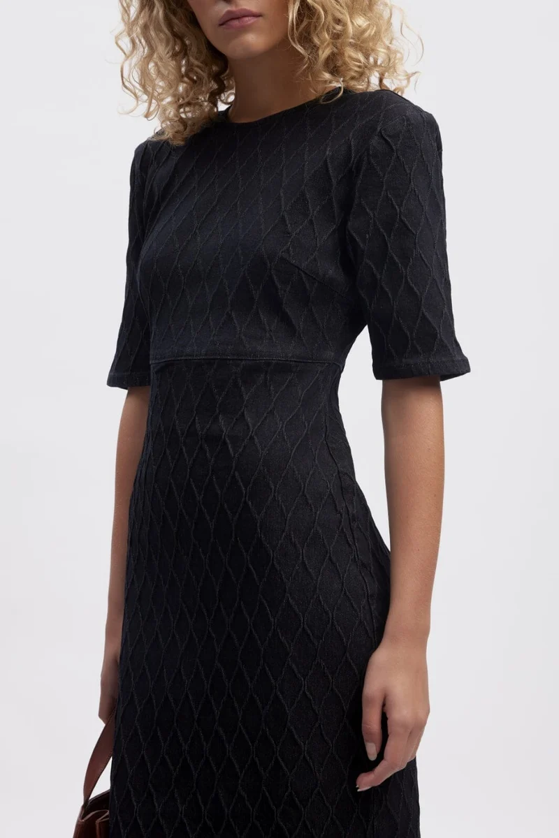 Gestuz - Rozeringz Ss Long Dress - 100642 Dark Black Wash