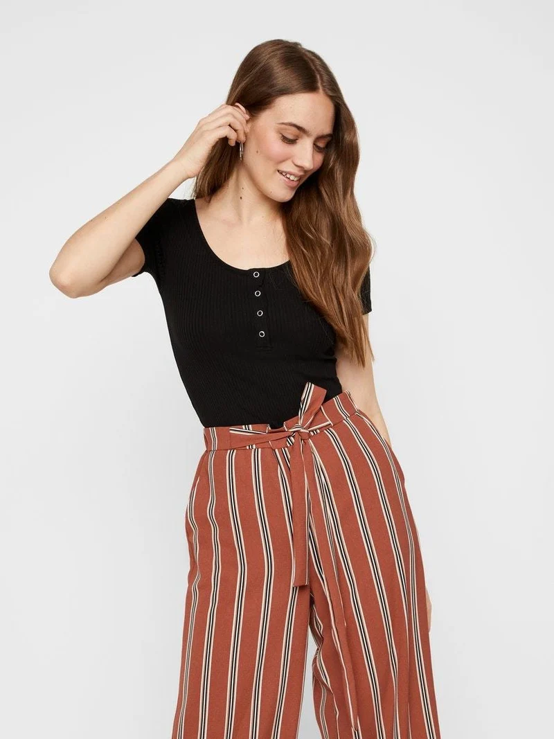 Pieces - PcKitte SS Top - Black