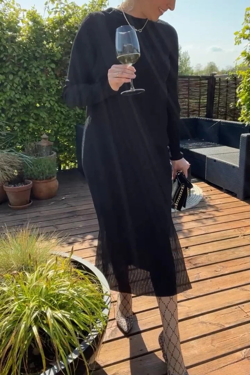 Neo Noir - Vogue Dress Eksklusiv hos Molly&My - Black