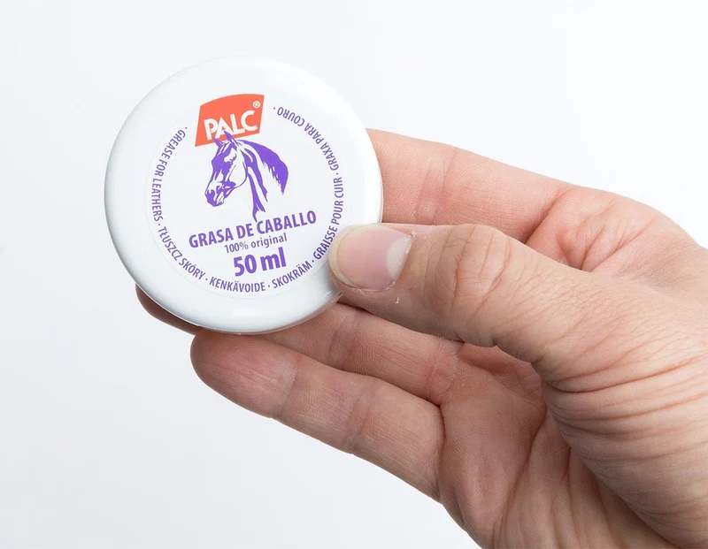 🎁 FREE leather care wax (-7,5€)