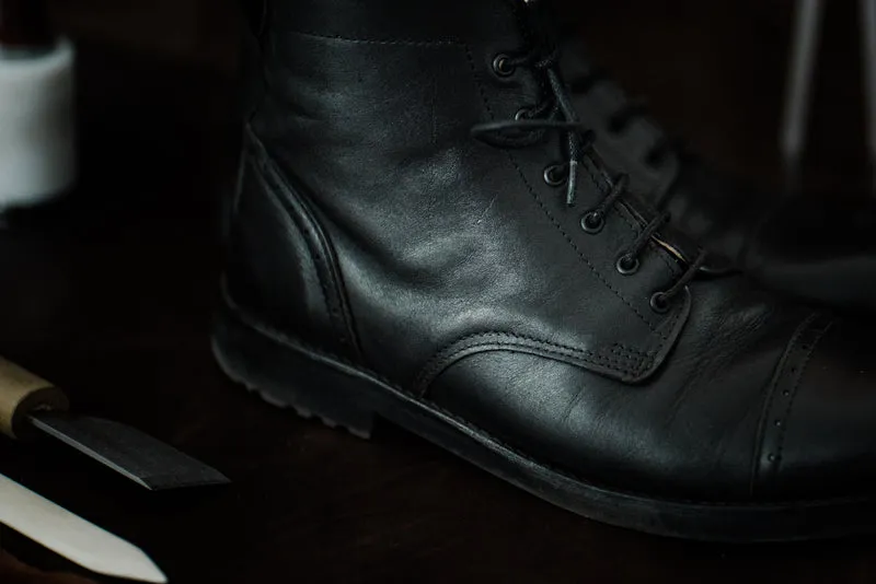 Tejo Black Boots