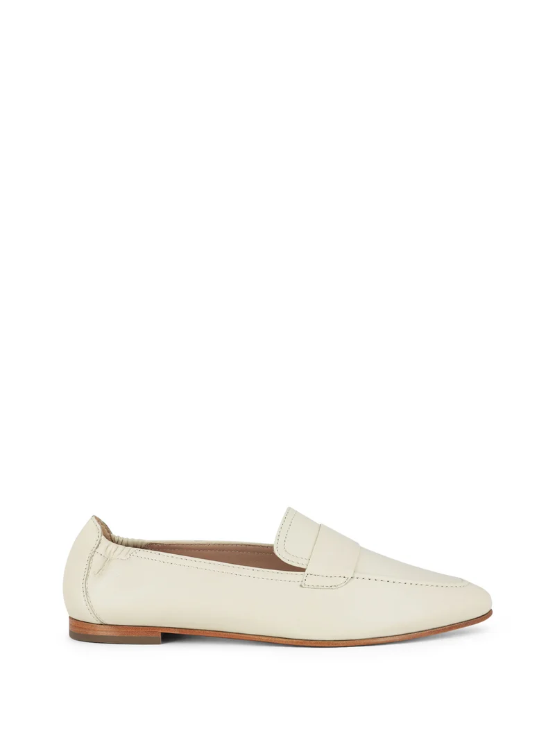 HOKULANI IVORY
