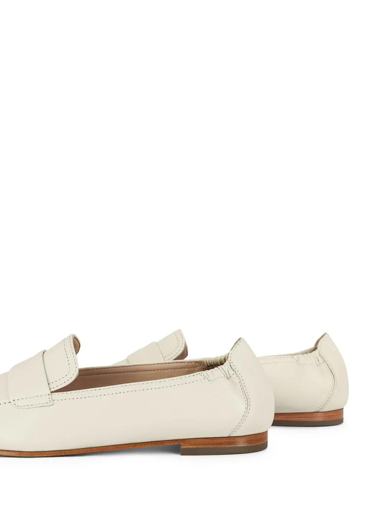 HOKULANI IVORY