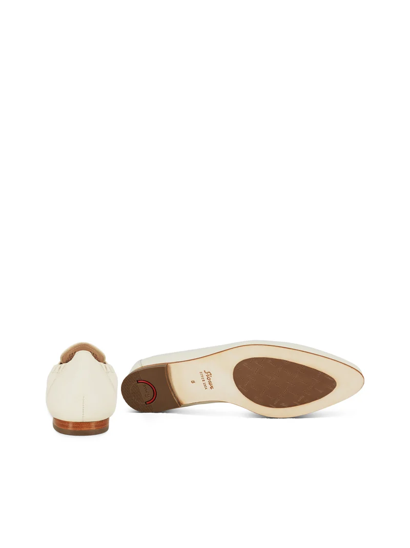 HOKULANI IVORY