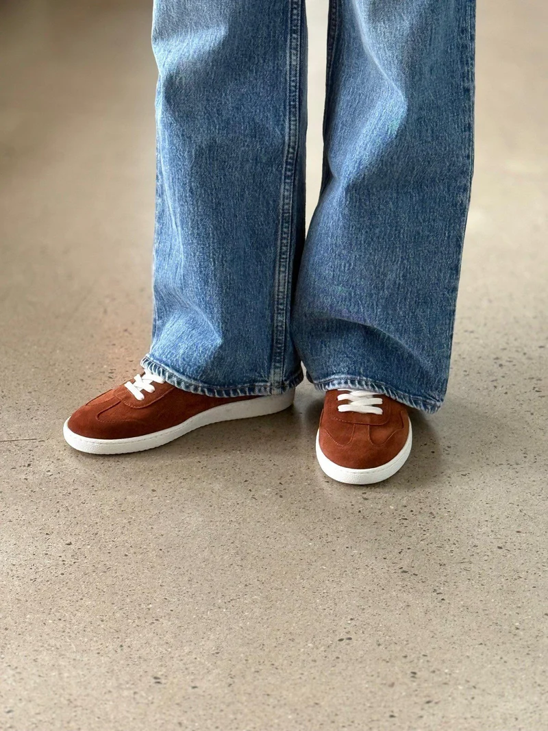 Edit Sneakers — Cognac