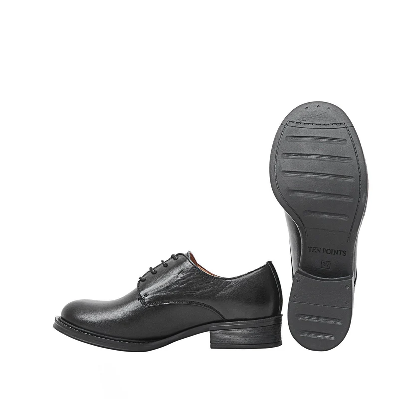 Pandora Laced shoes — Black