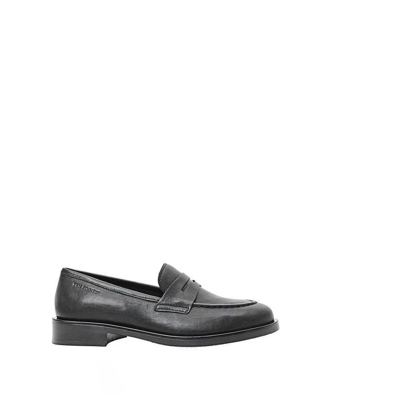 Nora Loafers — Black
