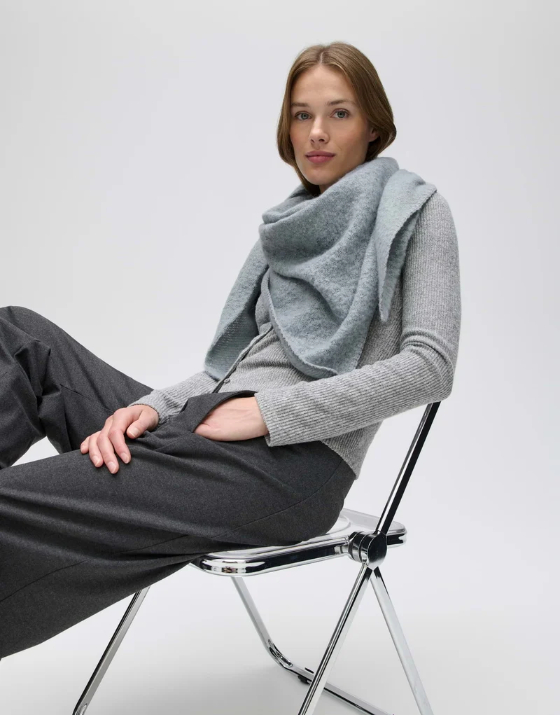 Amadsi scarf