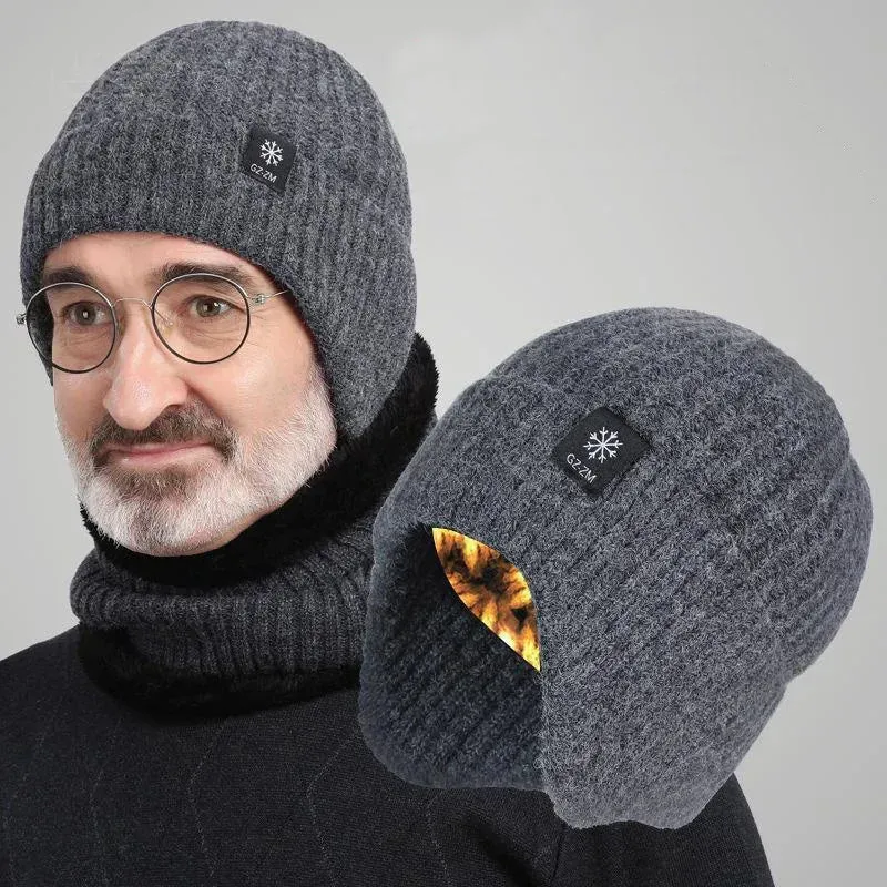 Strickmütze mit Ohrenklappen und Schal Calvessa