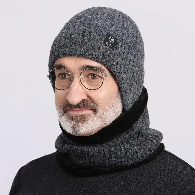 Strickmütze mit Ohrenklappen und Schal Calvessa