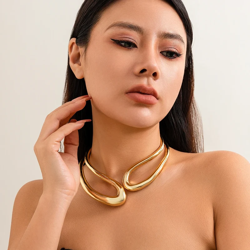 Noiréa Damen Halsreif mit Geometrischem Design