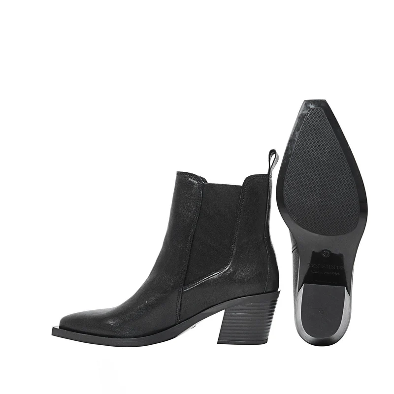 Carmen Chelsea boots — Black