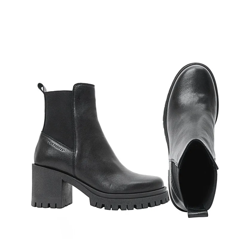 Ylva Chelsea boots — Black