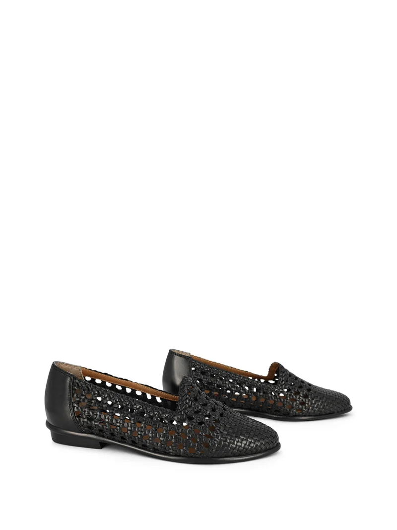 BINDA BLACK