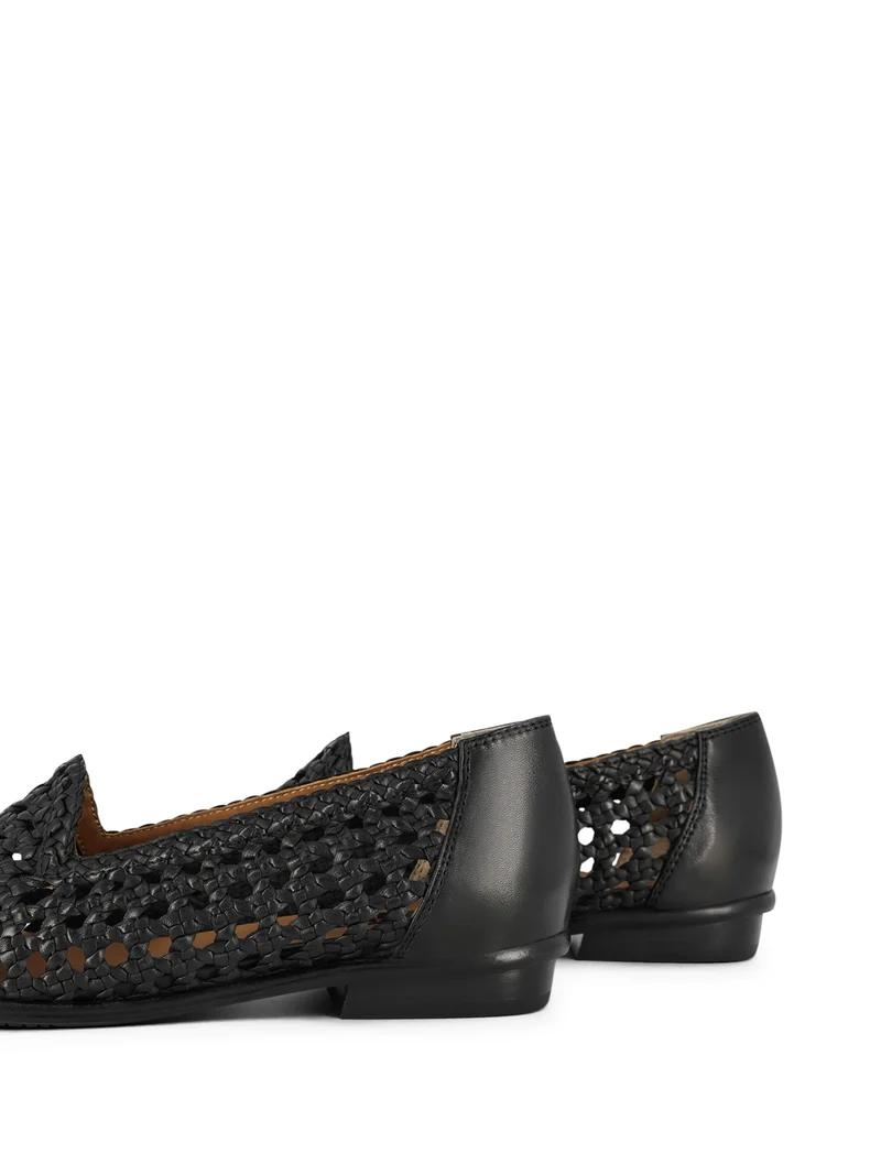 BINDA BLACK