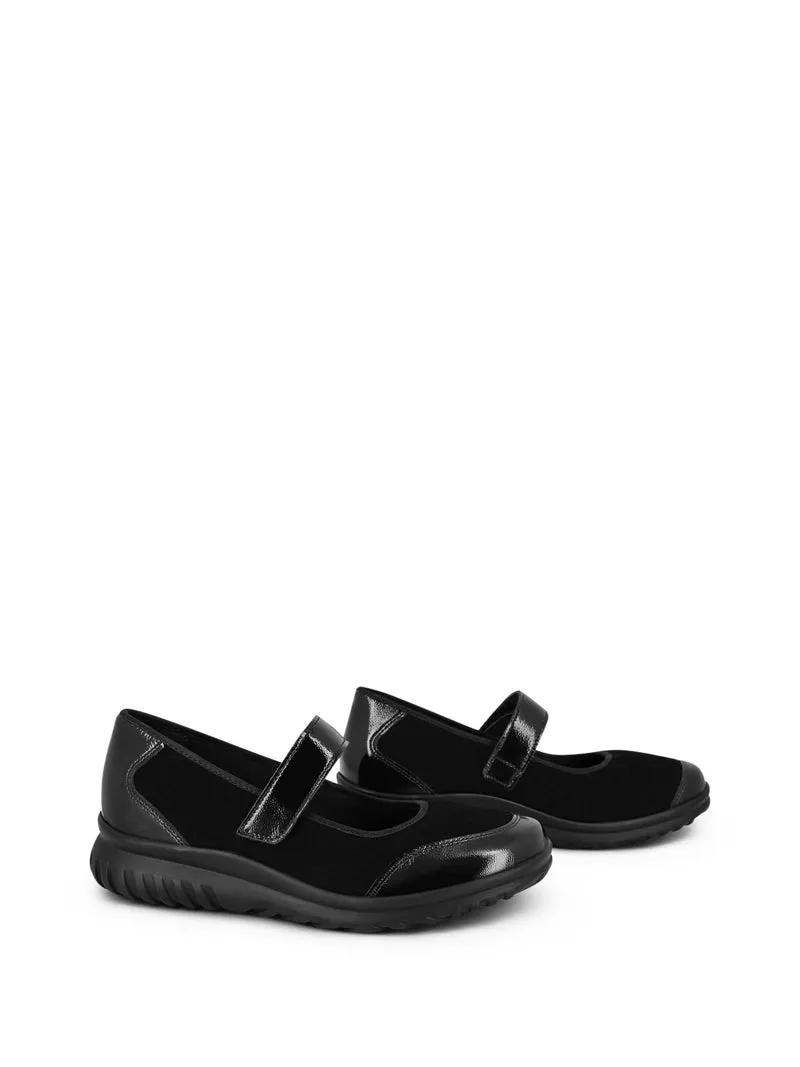 STERN BLACK