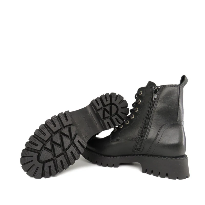 Penny Laced boots — Black