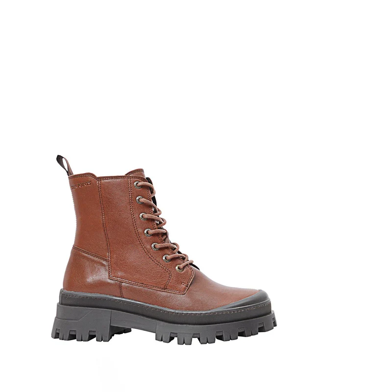 Jenny Laced boots — Brown