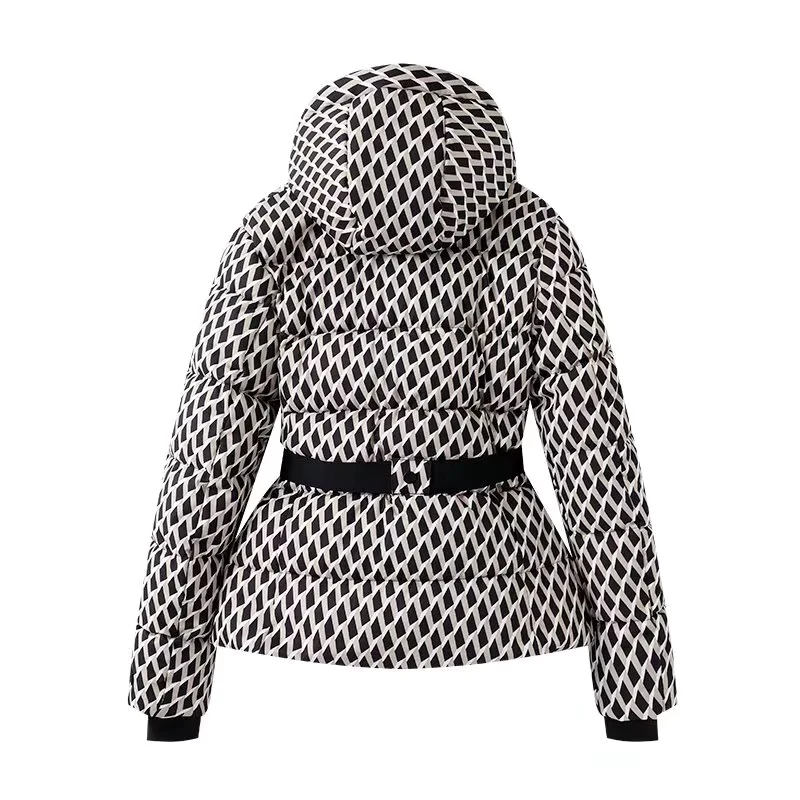 Damen Winterjacke mit Kapuze, Gürtel und wattierter Füllung – Cirella