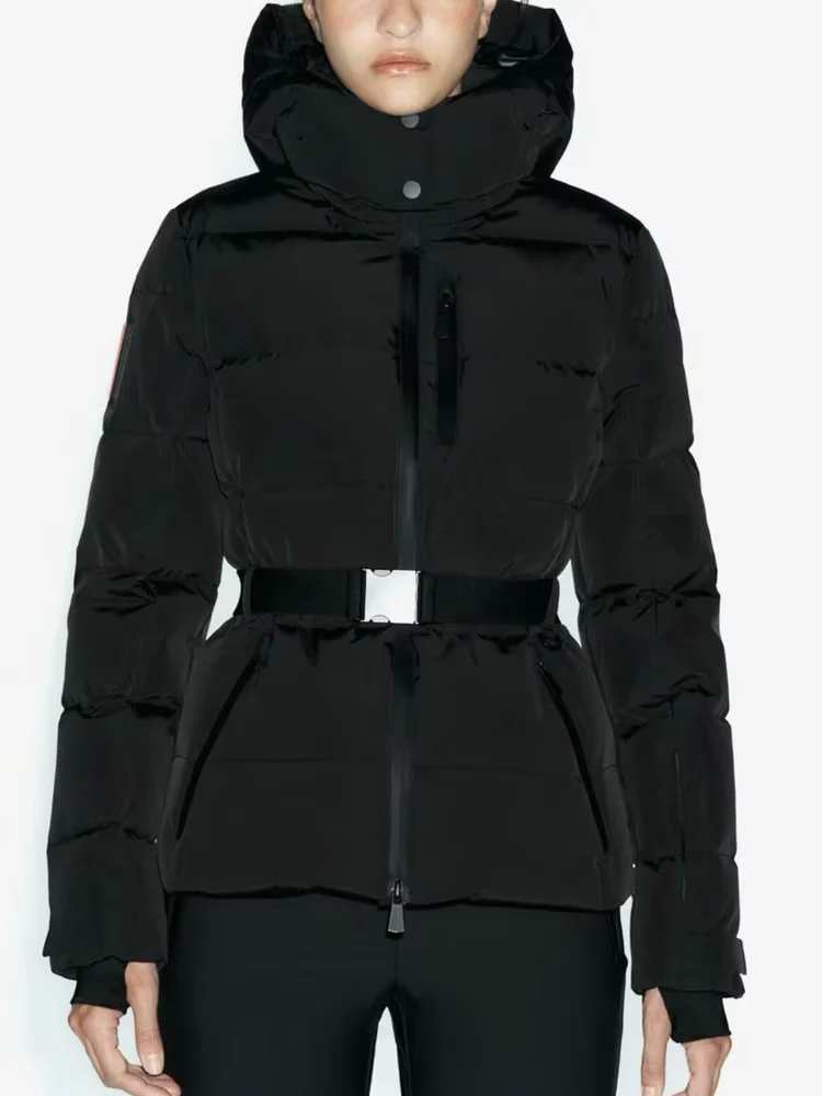 Damen Winterjacke mit Kapuze, Gürtel und wattierter Füllung – Cirella