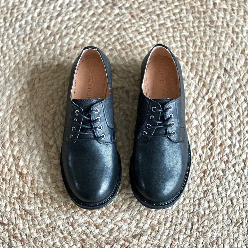 Pandora Laced shoes — Black