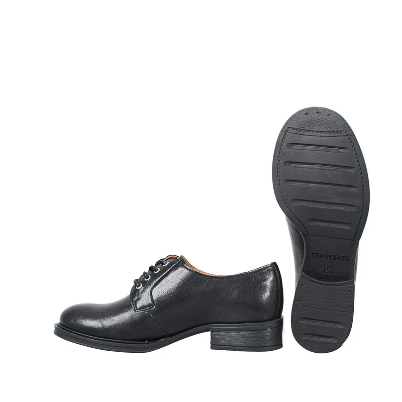 Pandora Laced shoes — Black