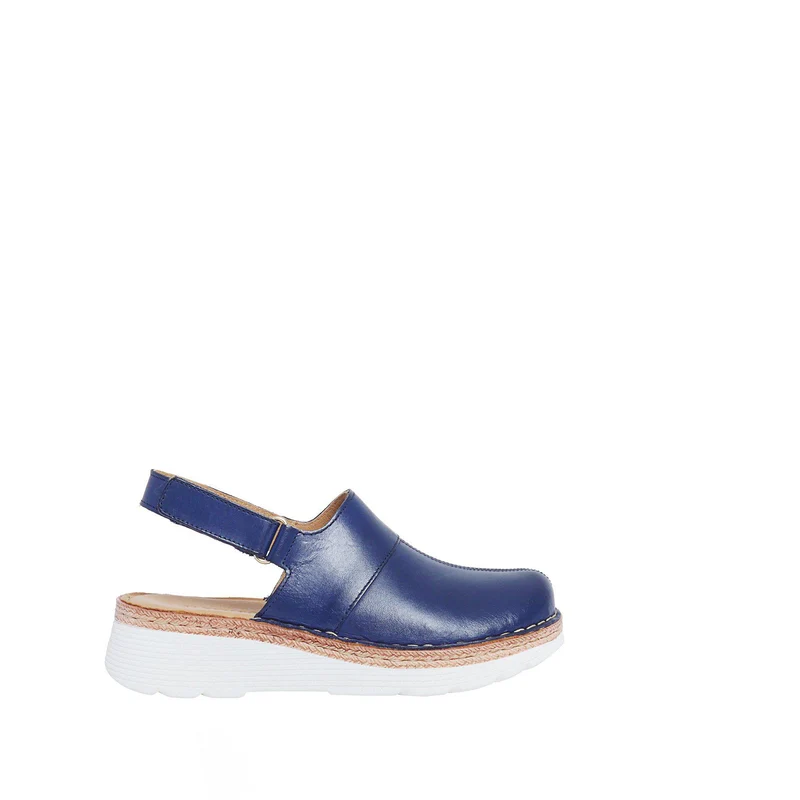 Maya 2 Outlet — Navy