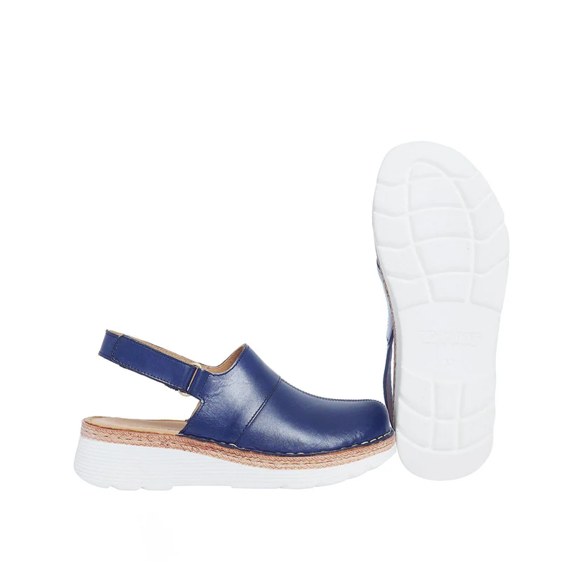 Maya 2 Outlet — Navy