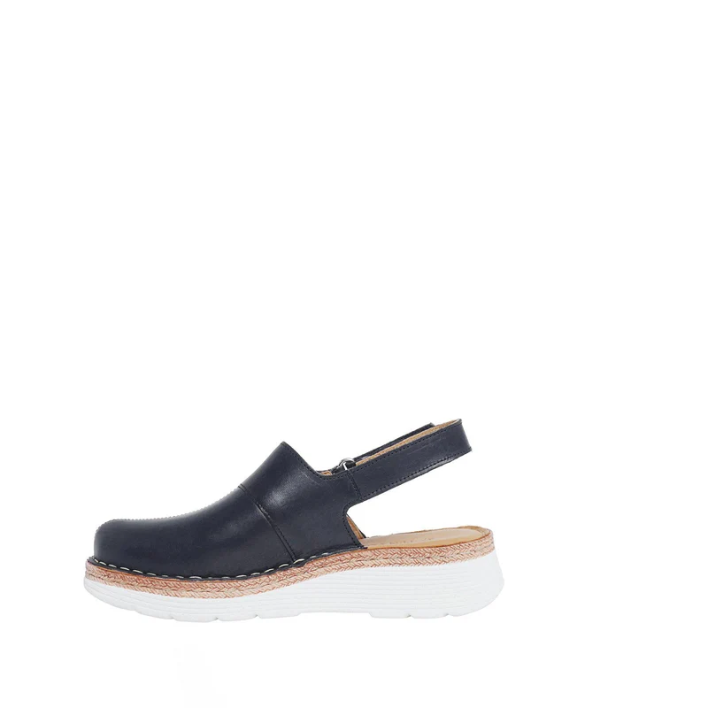 Maya 2 Outlet — Black