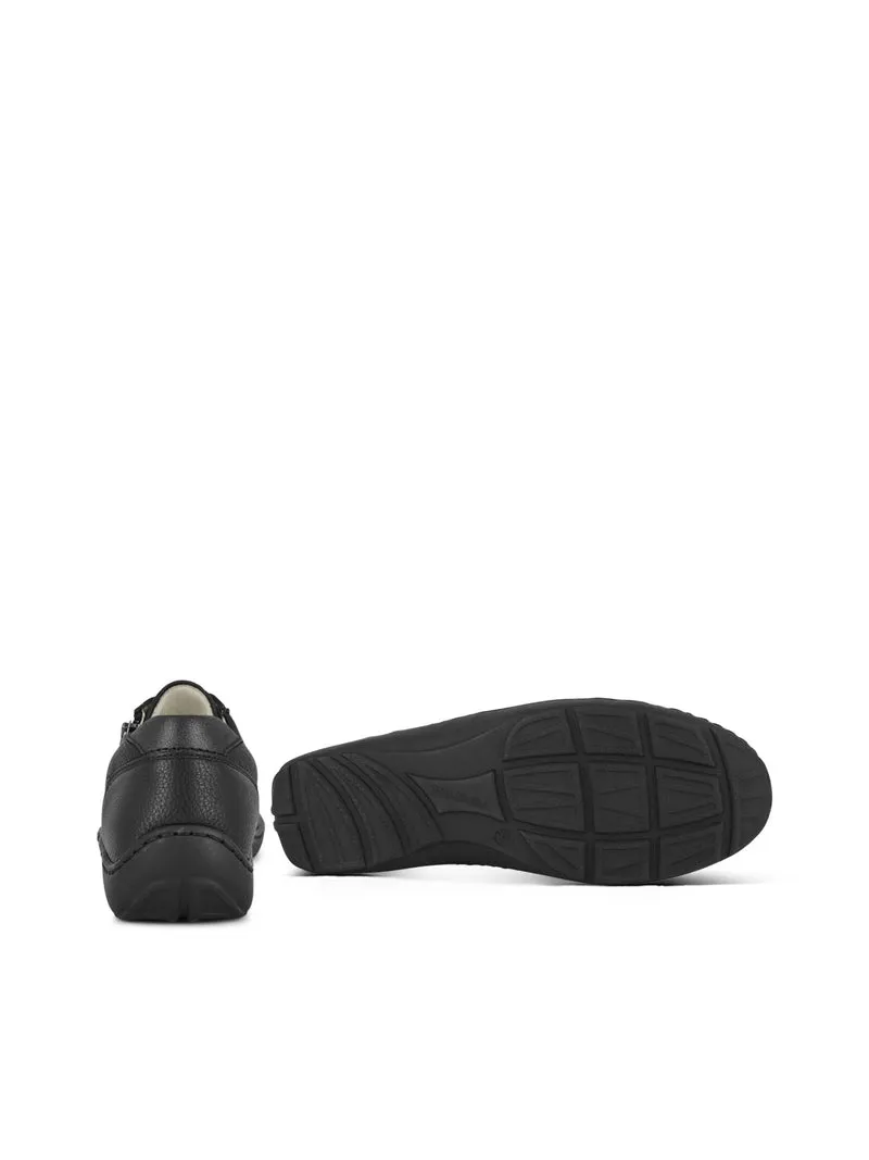 WOTTEN BLACK
