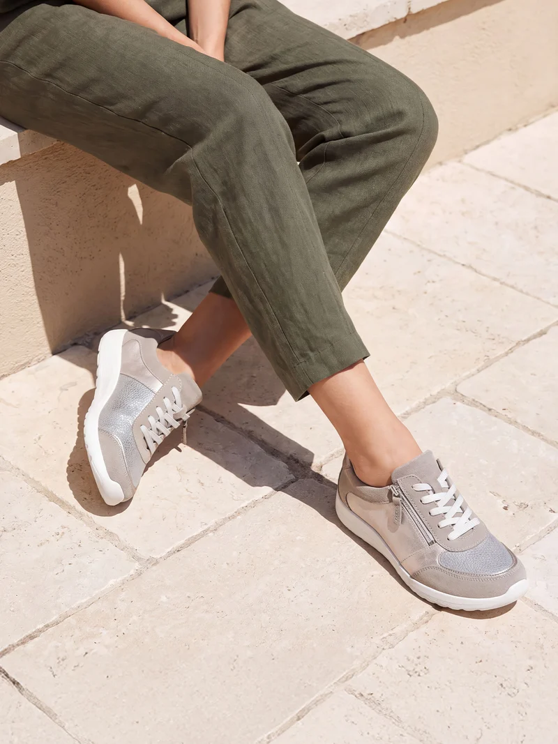 WINSOME TAUPE