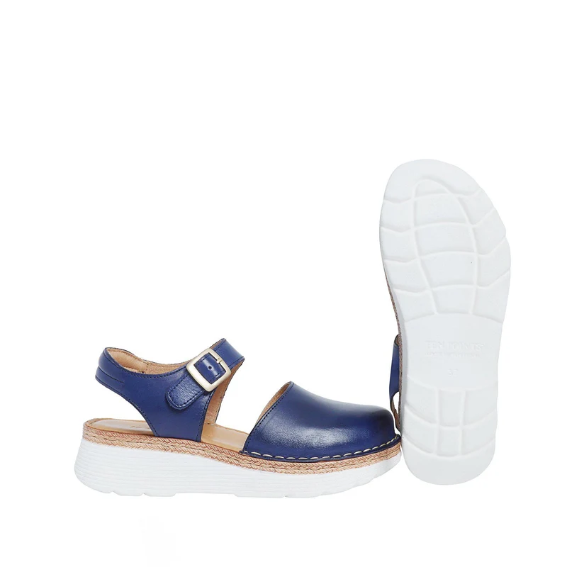 Maya 2 Outlet — Navy