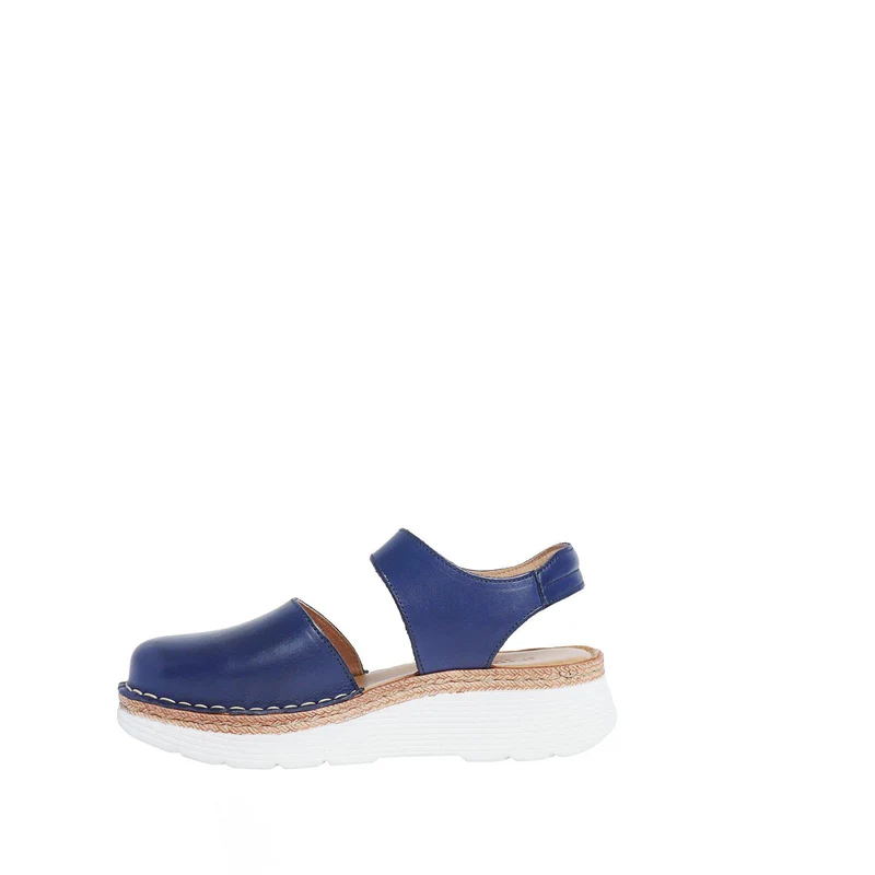 Maya 2 Outlet — Navy