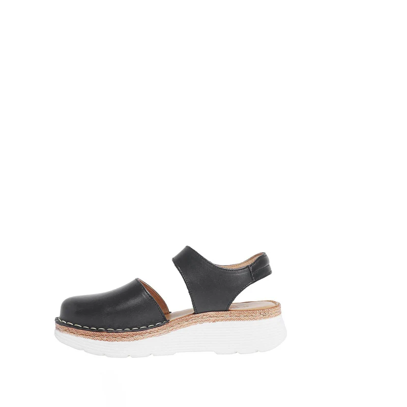 Maya 2 Outlet — Black