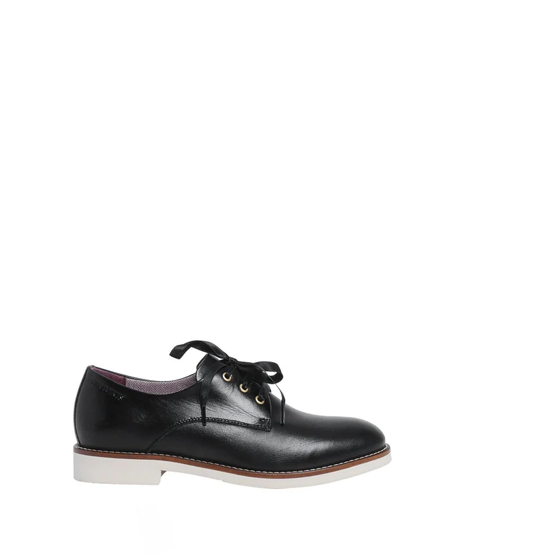 Vera Outlet — Black