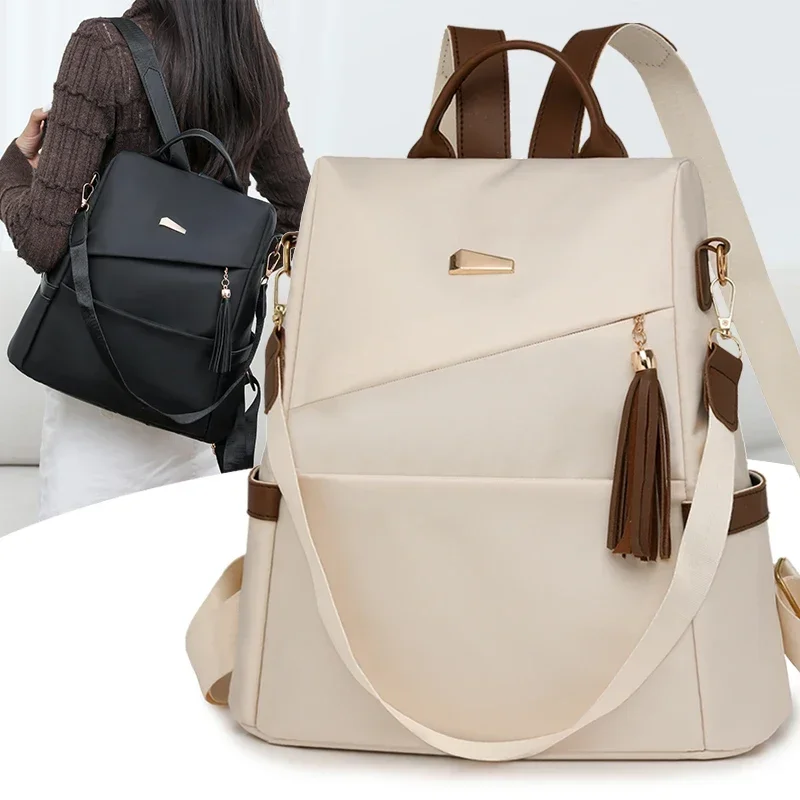 Tasselora Damen Anti-Diebstahl Rucksack aus Nylon mit Quasten-Detail