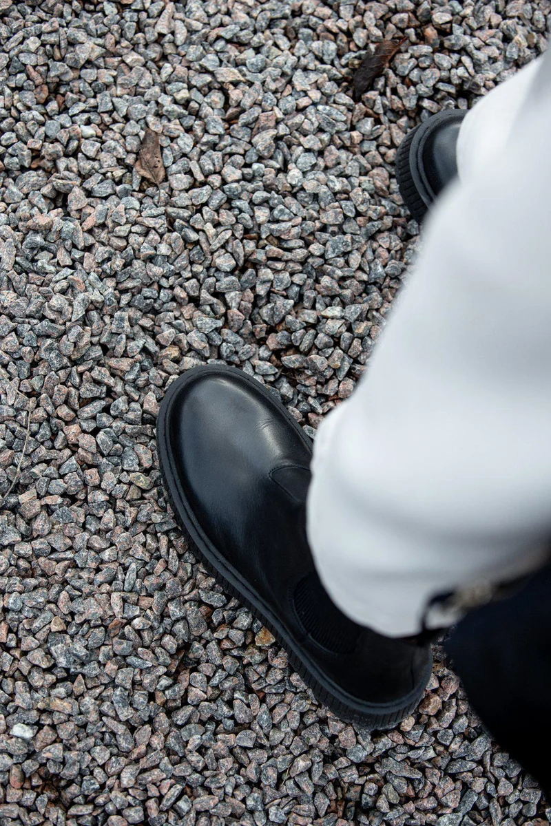 Alina Chelsea boots — Black